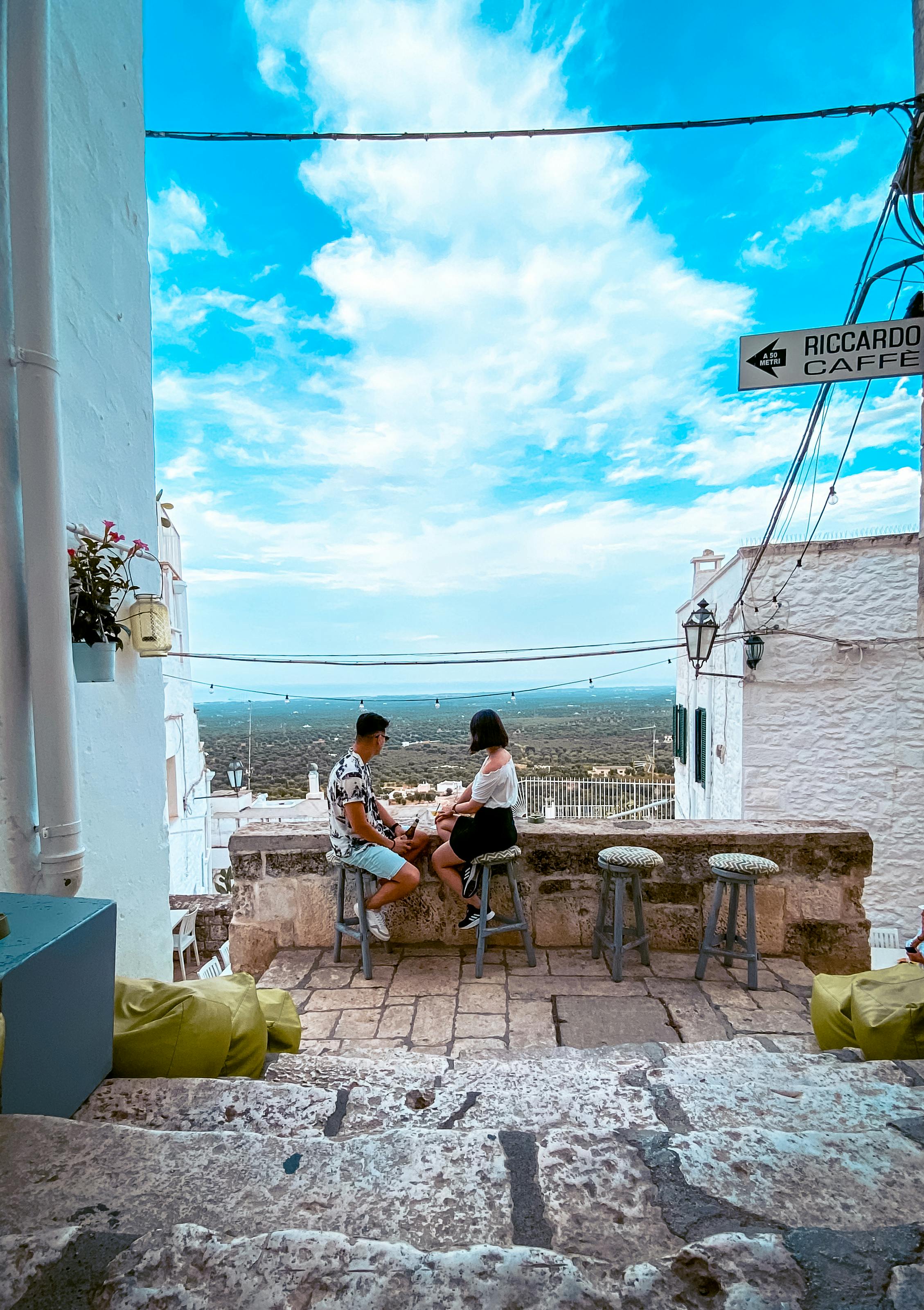 Photo Couple at Cafe